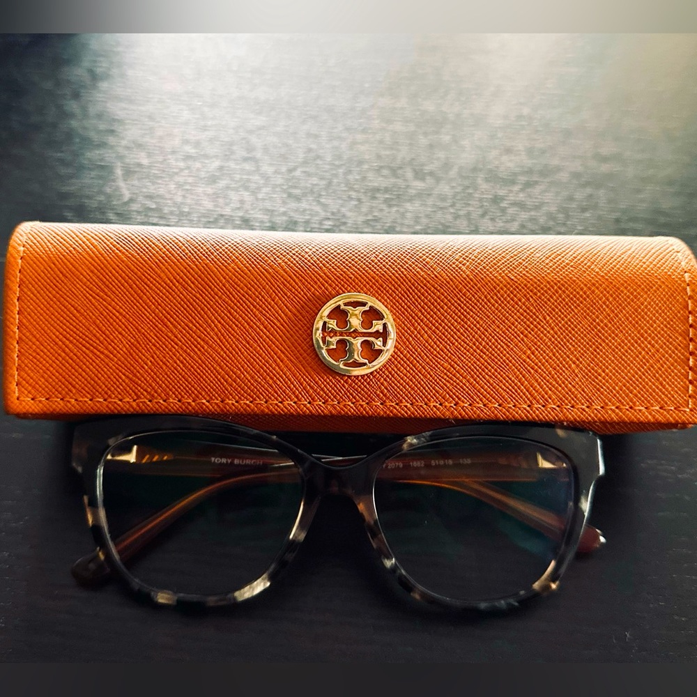 Non prescription Tory Burch glasses 🤓